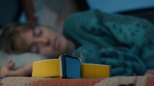 Apple Watch Series 6 GPS, 44mm Product RED Aluminum Case with Product RED﻿ Sport B смотреть онлайн