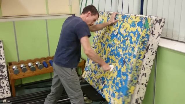 Тест тренировочного ножа из силикона, 100 ударов смотреть онлайн