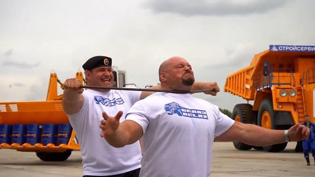 Трактор МТЗ 3522 и Дмитрий Белайц на открытии крупнейшего сервиса карьерных самосвалов БЕЛАЗ смотреть онлайн