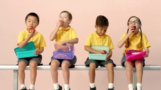 Aussie Apples 'Get Your Crunch On' TVC 2 смотреть онлайн