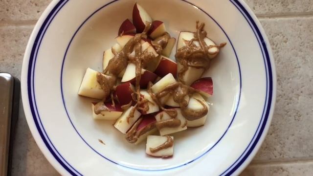 Fall Apple Breakfast Bowl смотреть онлайн