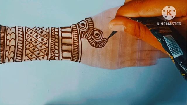 Practice Of Mhandi Design For Hand Seat//Beautiful And Stylish Back Hand Mhandi Design#viral