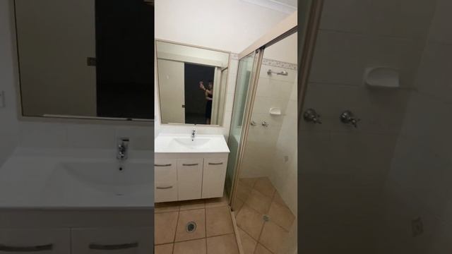 11 Batavia Close, Bentley Park - Walk Through смотреть онлайн