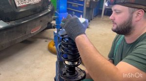 Установка амортизаторов РИФ на Land Rover Freelander 2