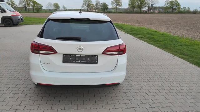 Opel Astra K 100 kW AT LED Linux Navi SHZ LHZ смотреть онлайн