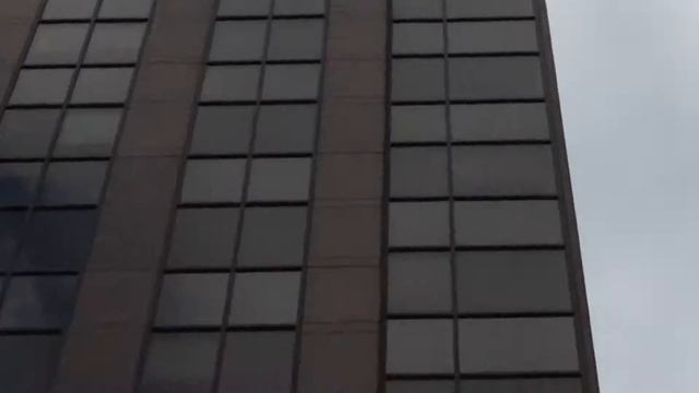 Cody High rise window cleaning Ottawa смотреть онлайн