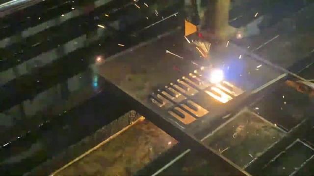 Plasma CNC Cutting Brackets In Slo-mo. Linuxcnc QTPlasmaC