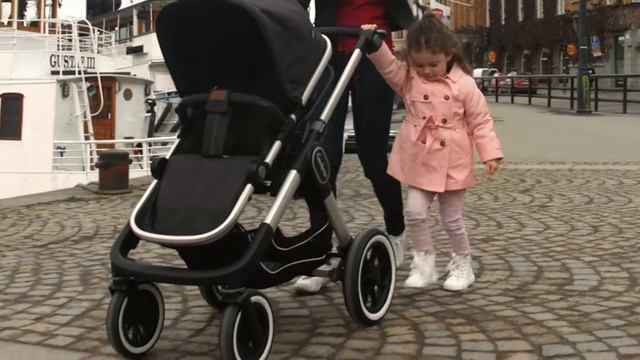 Story Behind Emmaljunga NXT90 HD