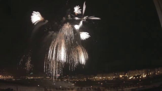 Fireworks through the window beside my desk inside my room смотреть онлайн