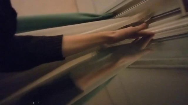 Qucik like hack in Amsterdam how to open a window if you.dont know how like me until I figured it o смотреть онлайн