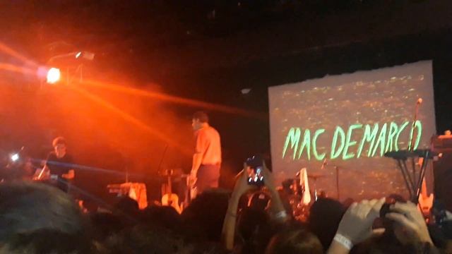 Mac Demarco смотреть онлайн