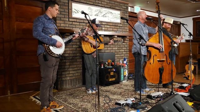 @chainstation  Sold out 150 seat Chautaqua Community House Boulder Colorado USA 3/8/2024 смотреть онлайн