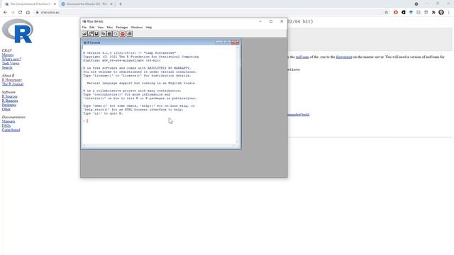 Downloading and Installing R & RStudio смотреть онлайн