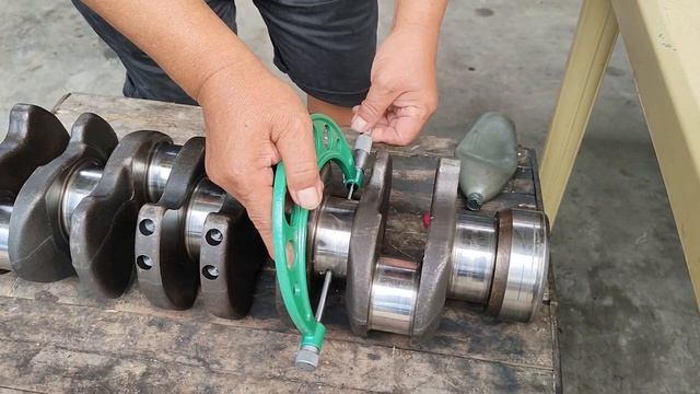 ISUZU 4BE1 (eagle)CRANKSHAFT MAIN JOURNAL OIL CLEARANCE MEASUREMENT смотреть онлайн