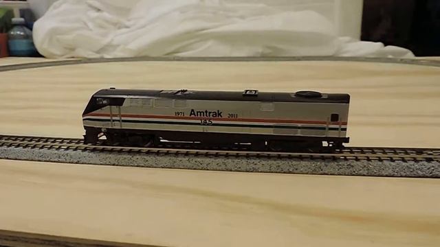 N Scale KATO Amtrak FEP42 Genesis Phase III Diesel Locomotive #145