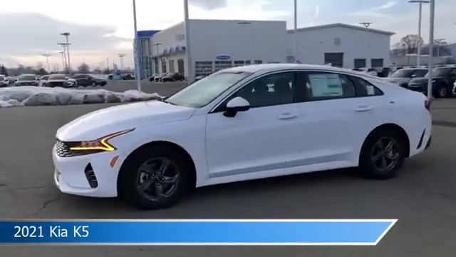 2021 Kia K5 LXS KC2224 смотреть онлайн