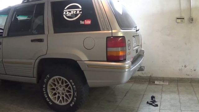Jeep GRAND CHEROKEE ZJ V8 5.2 Sound - Flo Pro Vrs Flowmaster 🎧