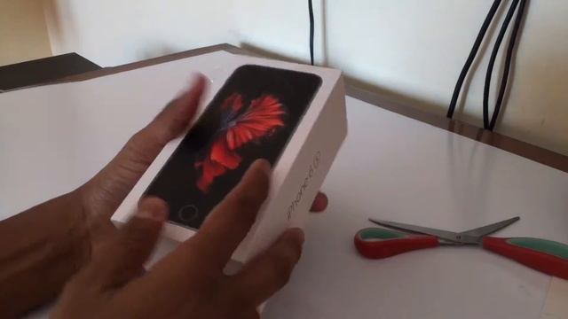 Unboxing an iPhone 6s Space Grey 128 GB смотреть онлайн