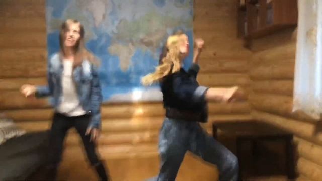 Реклама:Аскорбиновая кислота/Emily & Daria смотреть онлайн