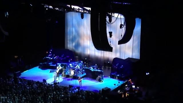 Fleetwood Mac - Sisters of the Moon смотреть онлайн