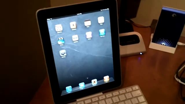 Review of iPad keyboard dock смотреть онлайн
