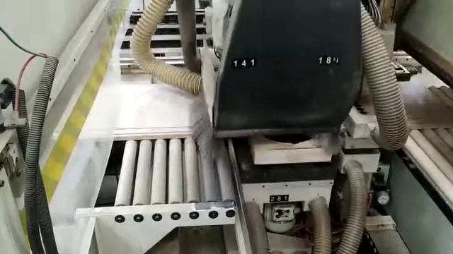 MORBIDELLI UNIX BT Flexible Machine Centre смотреть онлайн