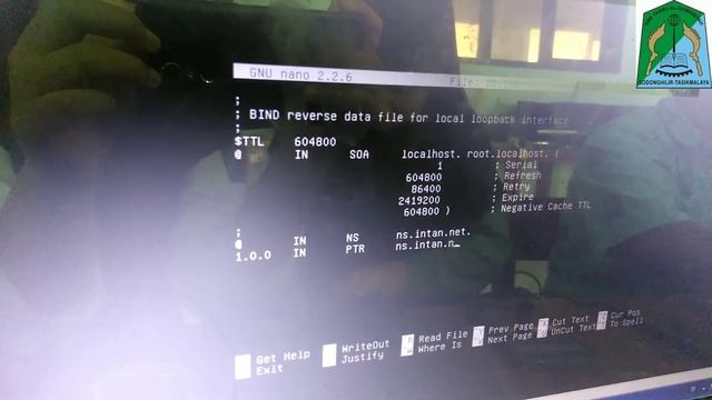 Konfigurasi DNS server debian 7 смотреть онлайн
