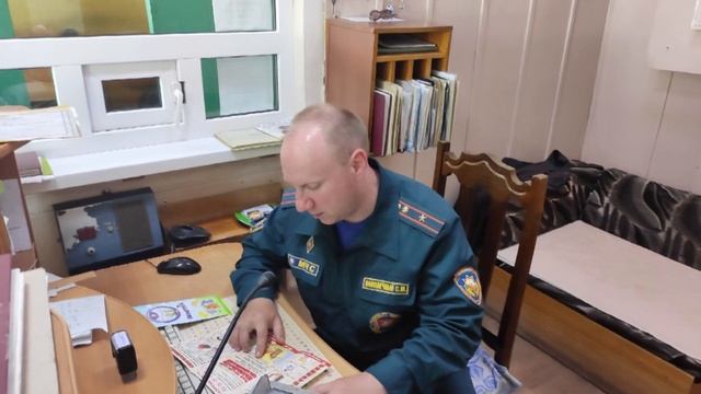 Спасатели проводят профилактические мероприятия смотреть онлайн