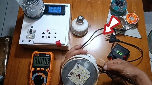 Sửa Bóng Led Hư & Độ Thêm Cái Này Vào Led Rất Bền Bạn Sẽ Không Mất Tiền Vô ích Nữa смотреть онлайн