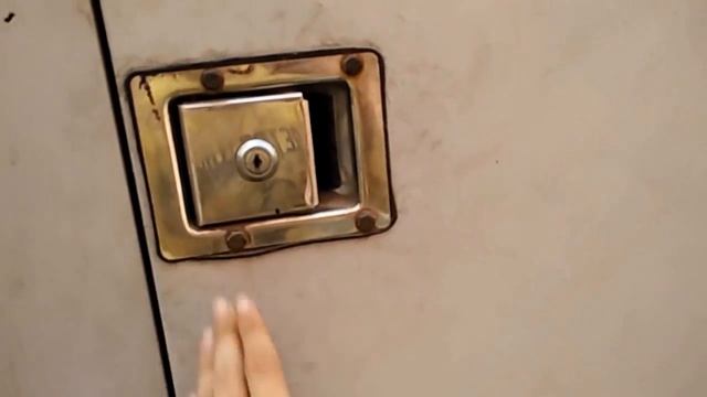 15 KVA Mahindra Diesel Generator on rent in Delhi NCR смотреть онлайн