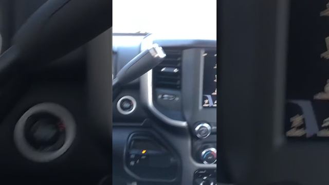 2019 3500 BIGHORN 4x4