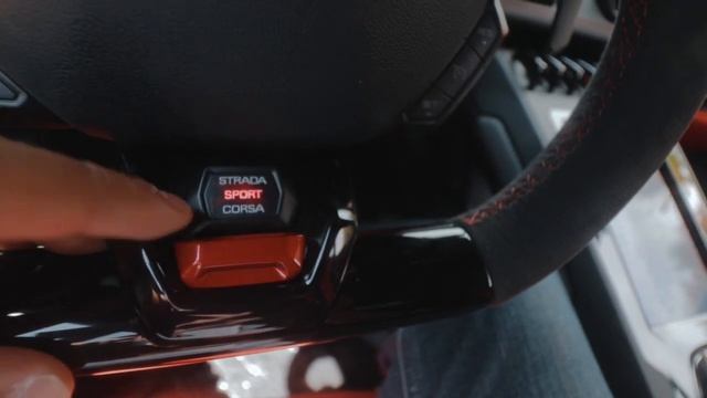 Lamborghini Huracan Evo (2020) - Pleasant Surprises & Secrets смотреть онлайн