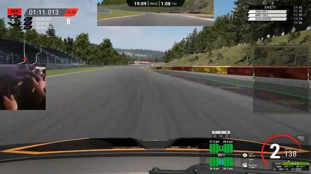 I RUN OUT OF FUEL DURING A 40 MIN RACE смотреть онлайн
