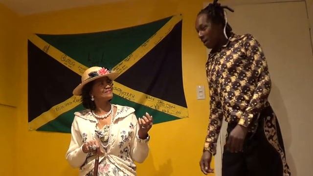 Theatre Show, Huggly Heggie & Ruff Neck Granny (Complete Skit, High-Quality) смотреть онлайн