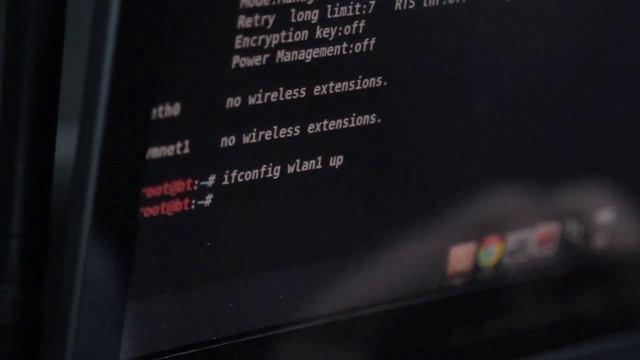 Wardriving with Professional Hackers! смотреть онлайн