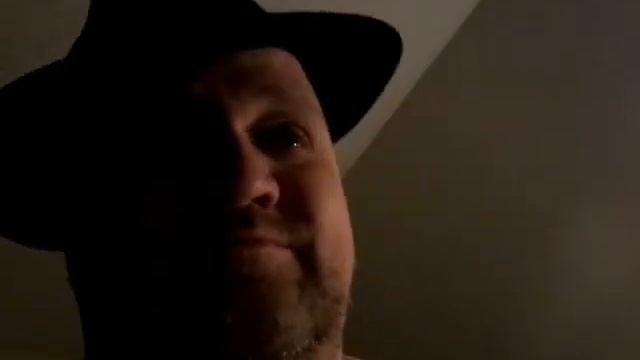 Black fedora face-to-face about YouTube смотреть онлайн