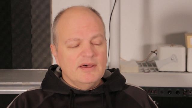 The Godfather Of Nerds - Linux Adoption & Newbs: A Response To Linus Tech Tips Linux Challenge смотреть онлайн