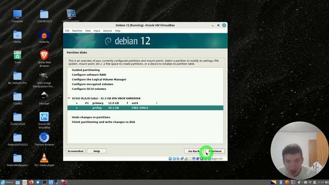 Kako instalirati Debian GNU/Linux 12 u Virtualnoj mašini? смотреть онлайн