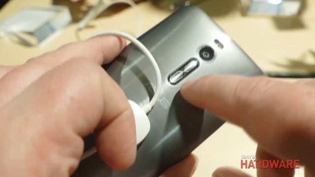 CES 2015 Asus ZenFone 2 Hands-on смотреть онлайн