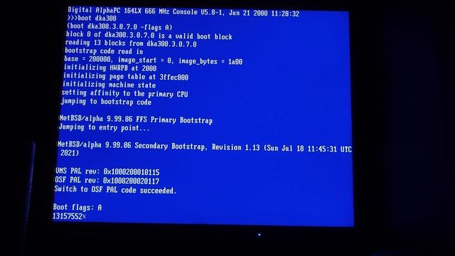 NetBSD/alpha 9.99.86 boot crashes смотреть онлайн