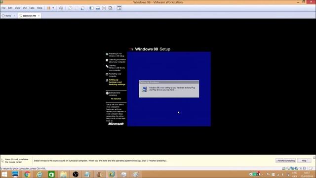 Installing Windows 98 on VMWare смотреть онлайн