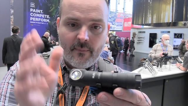 IWA 2022 Neuheiten: die neuen Walther Lampen sind gaaaanz anders :-) смотреть онлайн