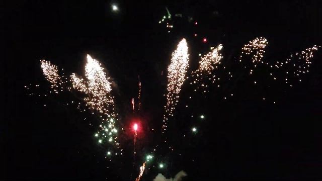 Wavelength - Compound Cake - Red Apple Fireworks смотреть онлайн