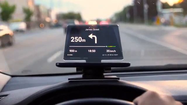 HUDIFY A Transparent GPS That Keeps Your Eyes On The Road by смотреть онлайн