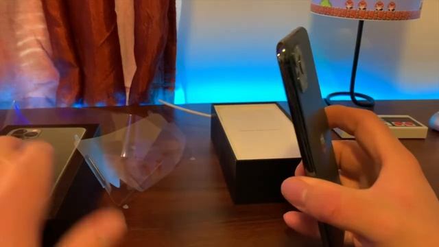 Unboxing: iPhone 11 Pro Max! (Midnight Green) смотреть онлайн