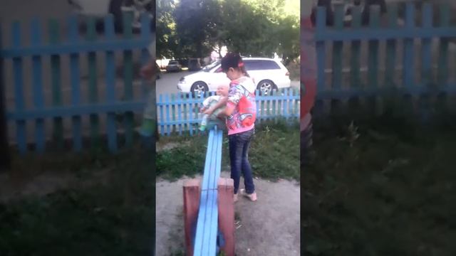 Гуляем с пупсом ваней смотреть онлайн