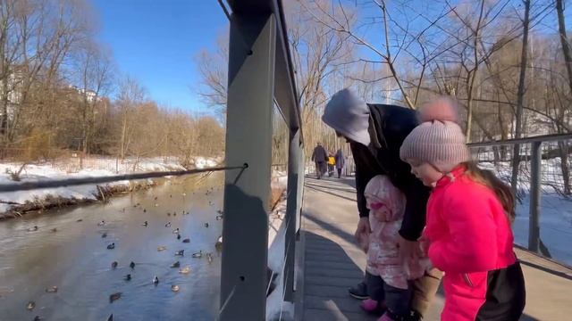 ВЛОГ гуляем в Покровское Стрешнево | вода из родника | Москва