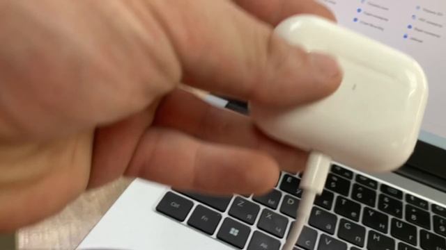 Кейс AirPods Pro смотреть онлайн