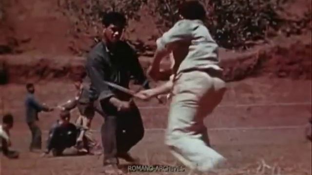 1942 US Rangers Combat School - Knives are jungle weapons