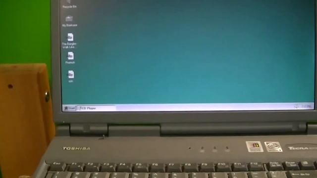 Installing Windows 3.11 on the 420CDT смотреть онлайн
